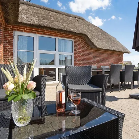 Viana - 100m From The Sea By Interhome Vakantiehuis