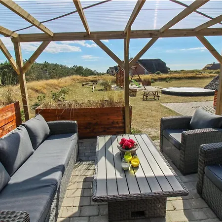 Viana - 100m From The Sea By Interhome Vakantiehuis