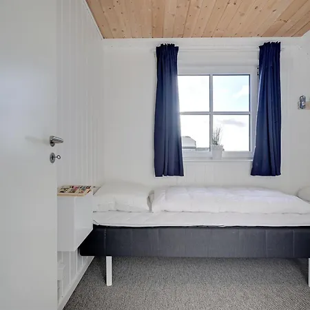 Viana - 100m From The Sea By Interhome *